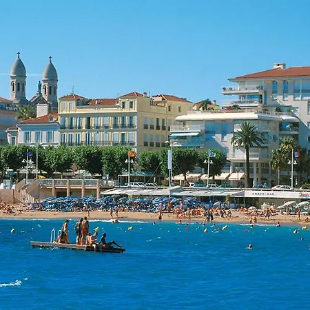 Havre De Paix A Saint-raphael, * Saint-Raphael (Var)