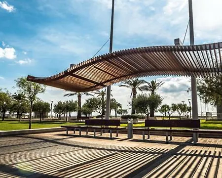 Проживання в сім'ї Havre De Paix A Saint-raphael,