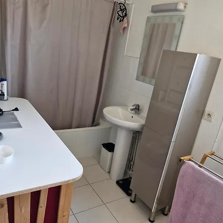 Havre De Paix A Saint-raphael, *